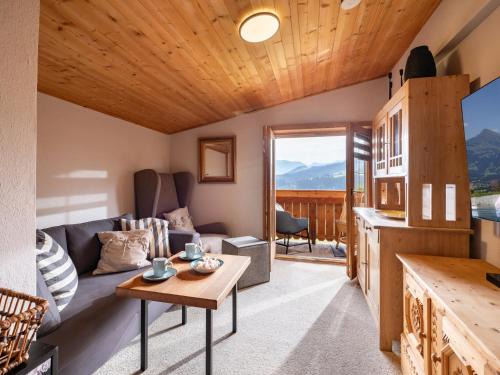Teresa II Dachgeschosswohnung mit 2 Schlafzimmern - by NV-Appartements