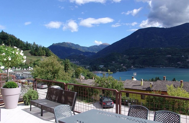 Terrace with super lake view