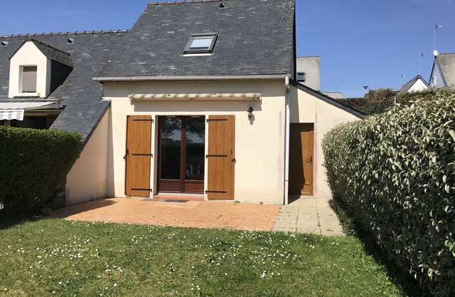 Terraced house 4 pers. Residence with swimming pool. Close to the beach