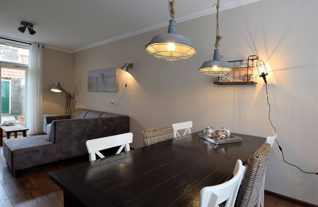 Terraced House in Katwijk near the Beach