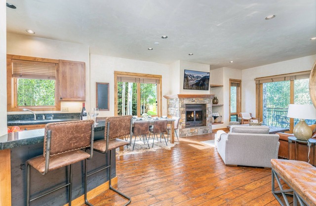 TERRACES 1301- SKI IN/OUT, in MV Meadows, Longer Stay Discounts!