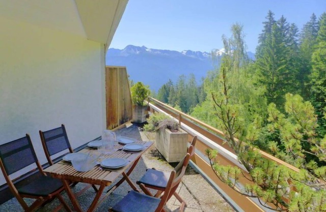 Terrasse Des Alpes 917 by Interhome