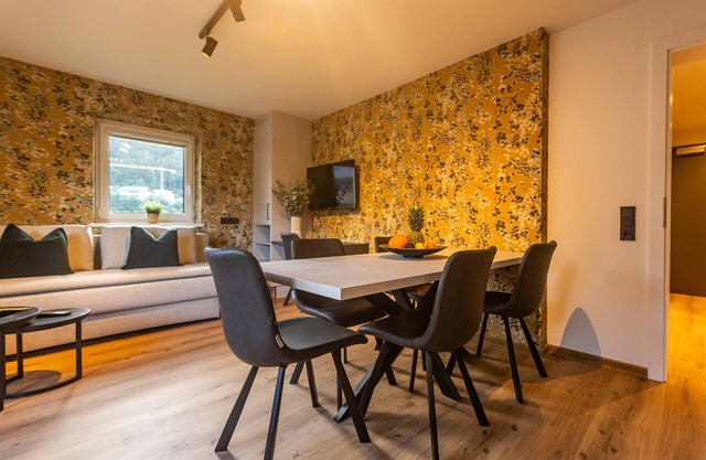 Tevini Alpine Apartments - Kitzblick, mountain view