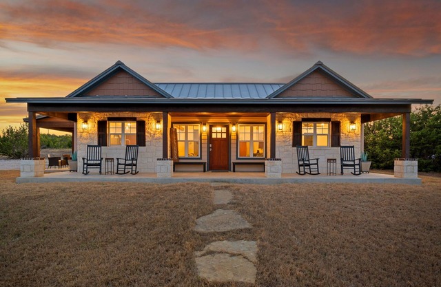 Texas Hill Country Escape in Hye, TX
