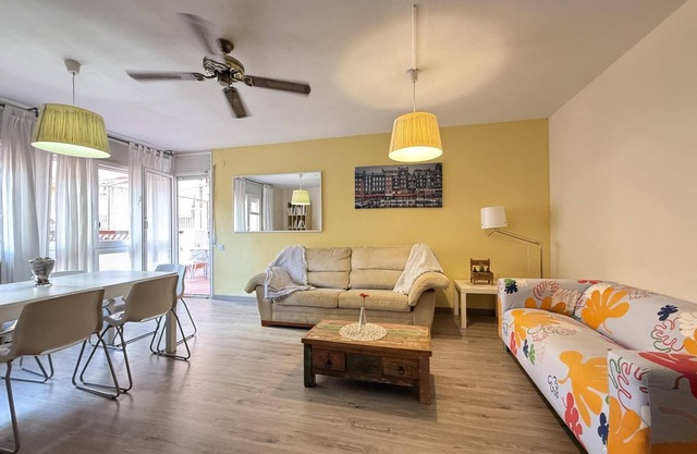 TH18 Apartment Prat de la Riba for 8 people