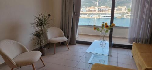 Thalori Suites