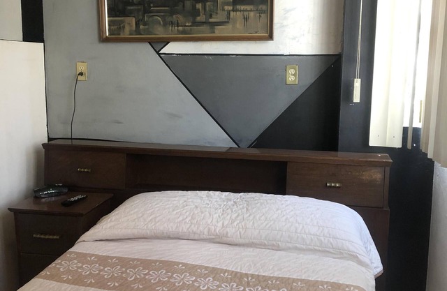 The 250 simple economy room