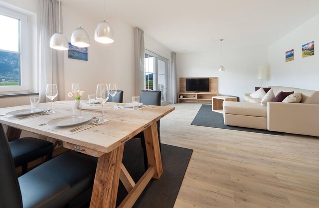 The 3-room apartment is located on the 1st floor.