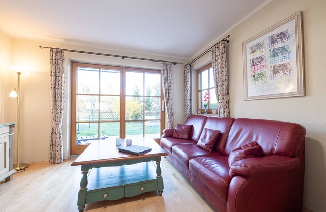 The “Alpensonne” holiday apartment in Garmisch-Partenkirchen boasts a fresh, new