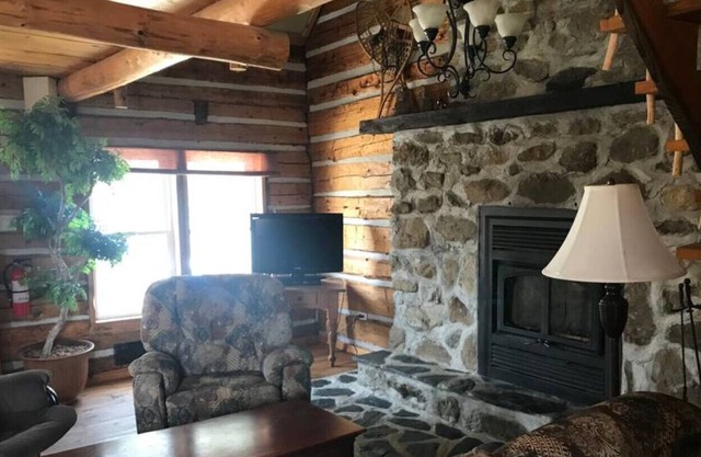 The Ancestral Chalet L'orignal