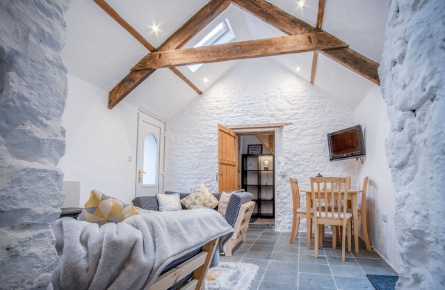 The Anchor Light - 1 Bed - Freshwest Beach Retreat