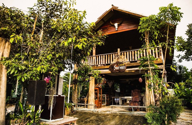 The Antique Riverside