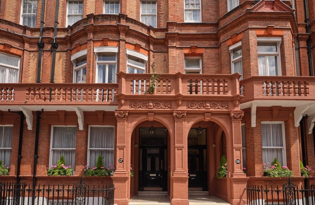 The Apartments by The Sloane Club