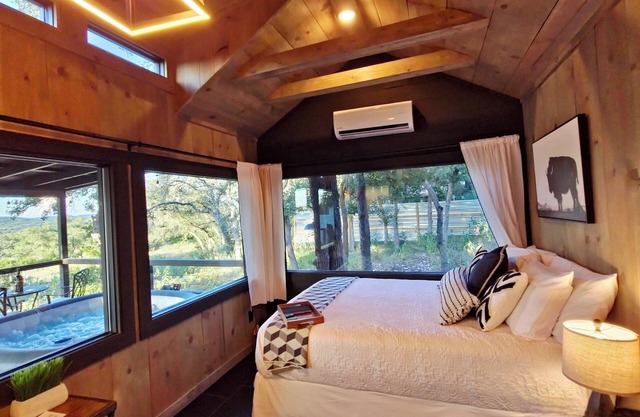 The Arrowhead Cabin