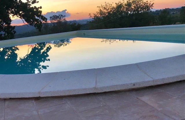 The authentic Italy Casa Stella, at Orvieto in Umbria. 2 apartments w/pool!