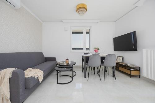 The Avenue Suite by Solarento