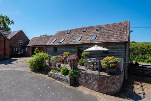 The Barn at Middle Farm and Cottages