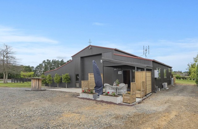 The Barn – Karaka Farm Stay