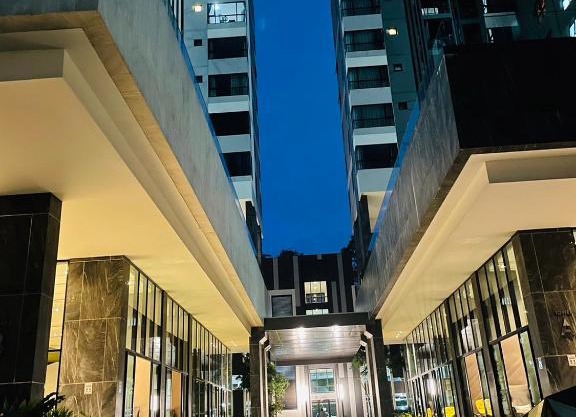 The base Central 1006 by Numam