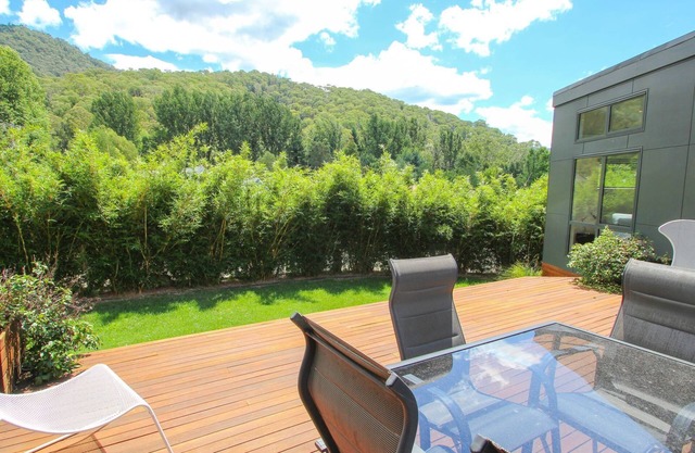 THE BASE ONE : Harrietville