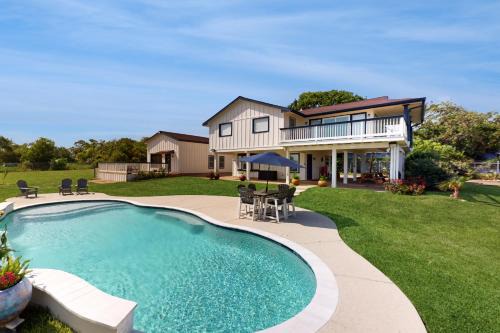 The Baytown Getaway
