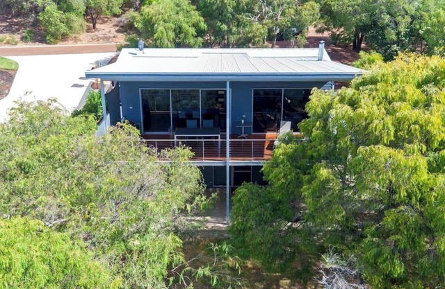 The Beach Box, Yallingup