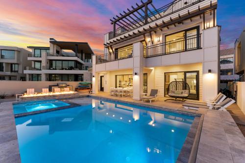 The Beach Front Max home