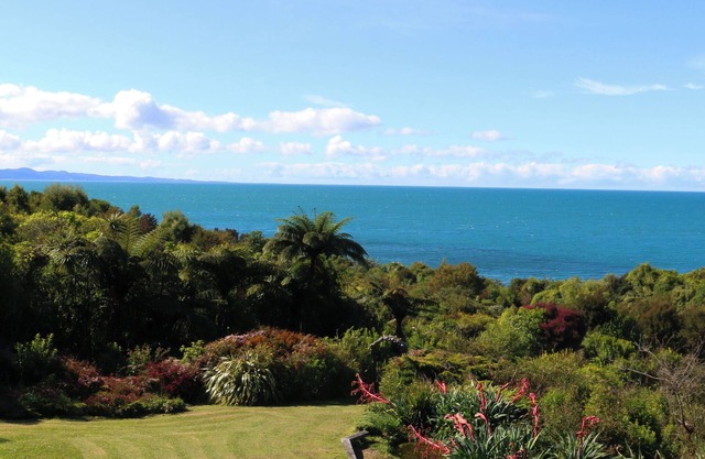 The Beach Lodge , secluded with panoramic sea views