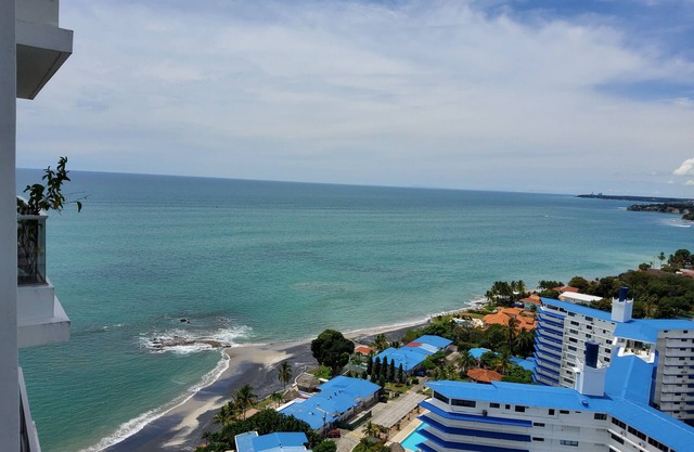 The Beach Mountain & Ocean View, building right on the beach