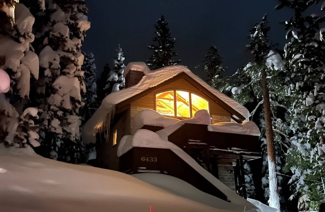 The “Bear’s Den”—a family favorite cabin!
