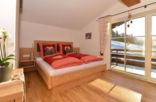 The Berghaus - Mayer Werner - apartment / apartment, shower & bath, toilet, 2 bedrooms