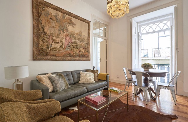 The Best Lisbon Location Apt, by TimeCooler