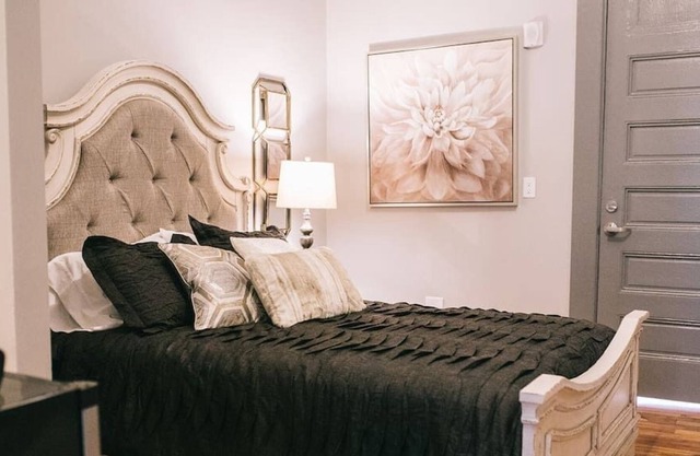 The Blanche Room 213
