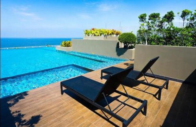 The Blu X Condo Bangsaen Floor 5