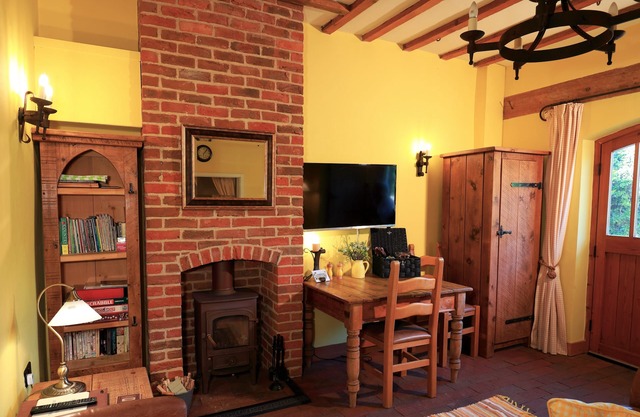The Bothy - Cosy ground floor accommodation in restored stables. Dogs welcome