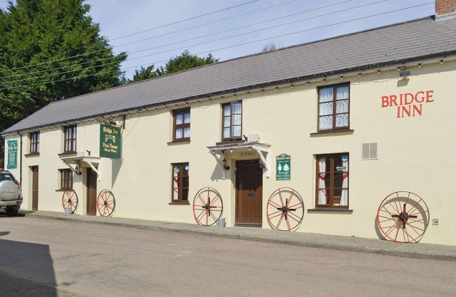 The Bridge Inn Apartment