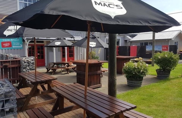 The Brown Pub