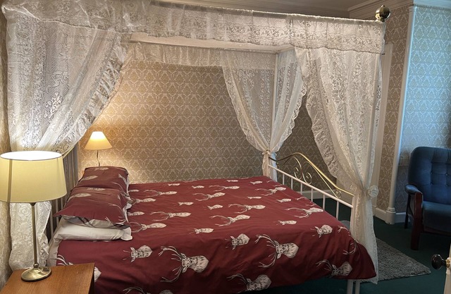 The Butler's Cottage, Carmichael Country Cottages, near Biggar. Pets welcome.
