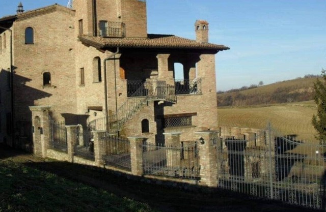The Castle of Gomo