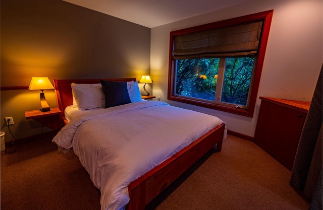 The Cabins - 2 Bedroom - Rainforest Upper Canopy!