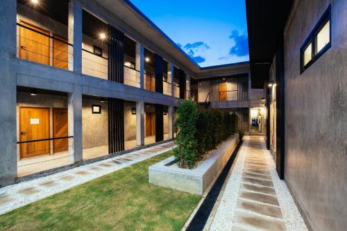 The Camp Muay Thai Resort and Academy
