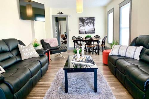 The Casino Cottage-5br 2bath minutes from the Falls & Casino