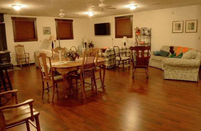 The Chestnut Barn built in 1830 is nestled in the quaint Amish town of Winesburg