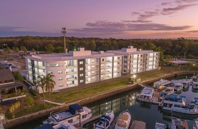 The Chic Marina Escape