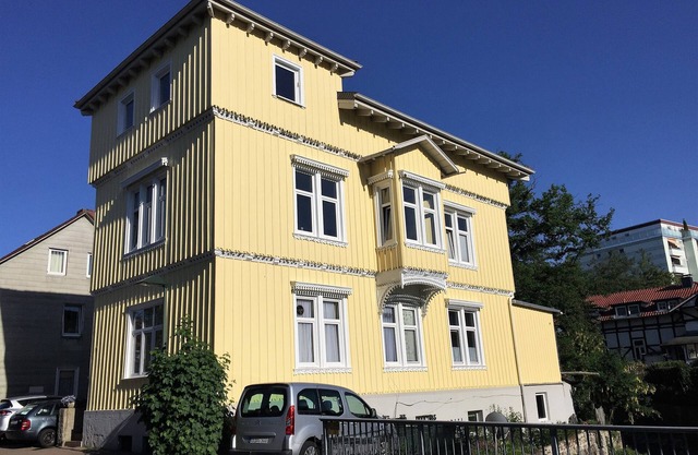 The city apartment with a feel-good character. Close to the center and yet in the countryside.