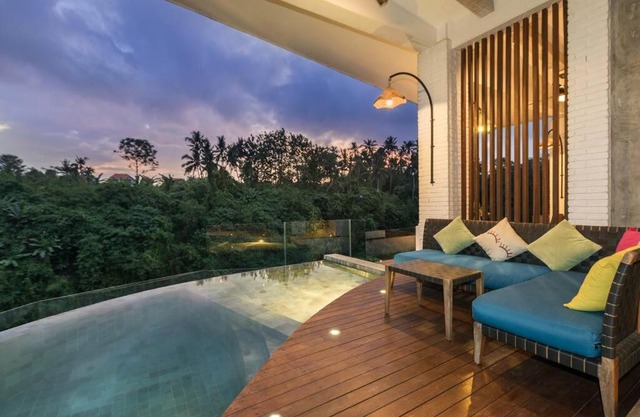 The Cliff Bali
