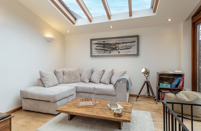 The Coach House - Beautiful 1 Bedroom in Cheltenham