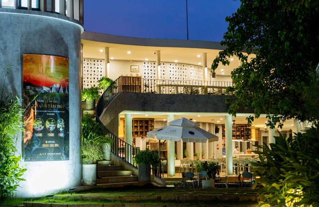 The Coffee City - Healing & Retreats