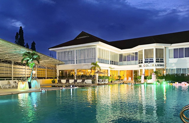The Color Living Hotel