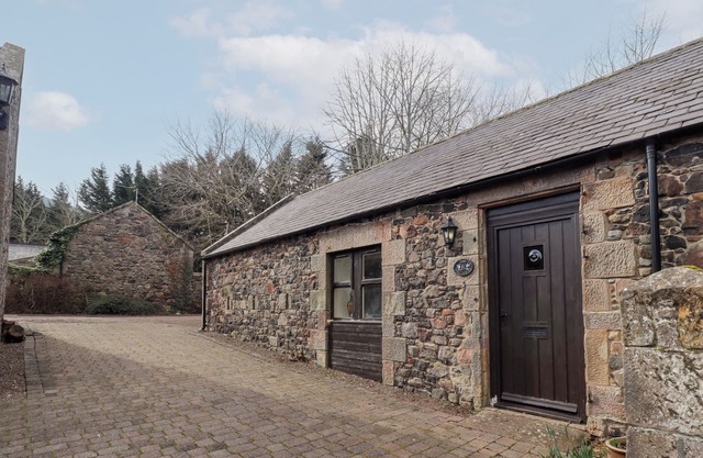 THE COLUMBINE, family friendly, character holiday cottage in Wooler